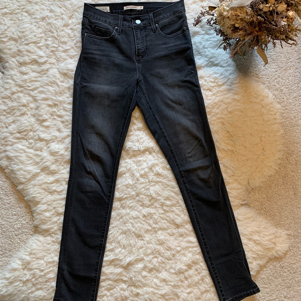 Levi’s Shaping Skinny 311 Jeans Size 25